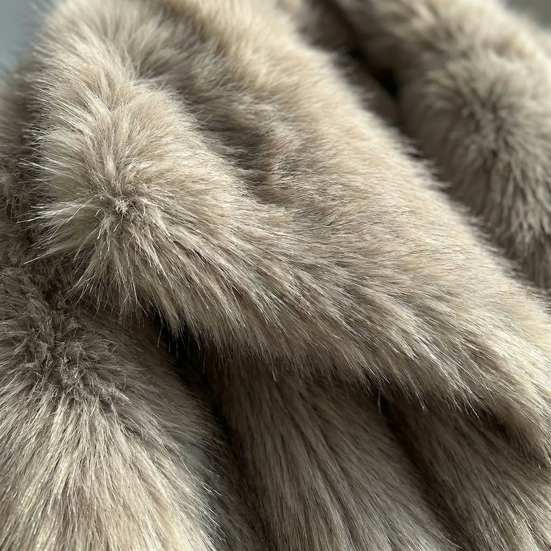Women's Oversized Faux Fur Jacket with Collar
