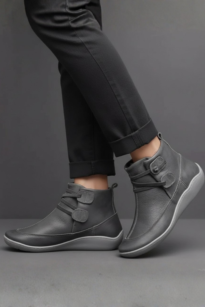 Women’s Ankle Boots with Waterproof Upper and Rubber Sole