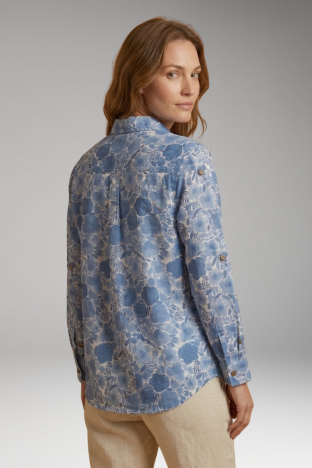 Women’s Blouse with Button Closure and Long Sleeves
