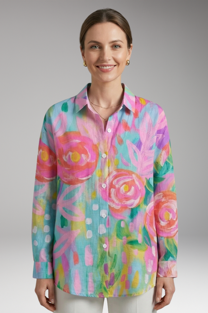 Women’s Blouse with Collar and Button Closure
