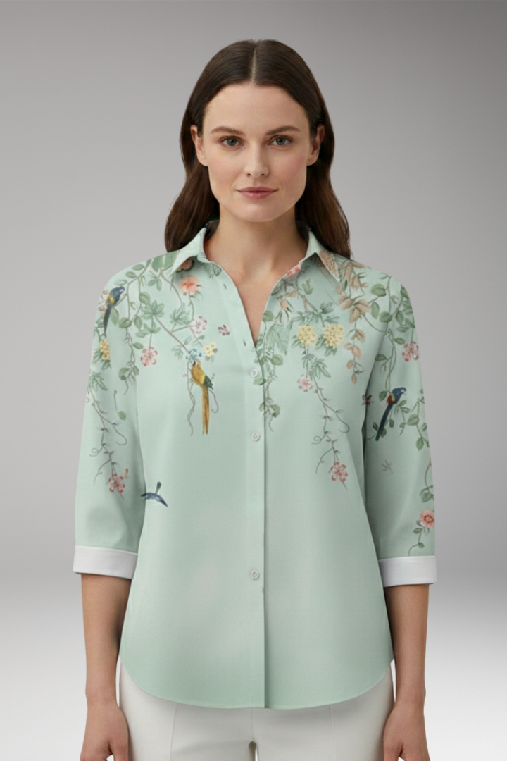 Women’s Blouse with Floral Pattern and Button-Up Front