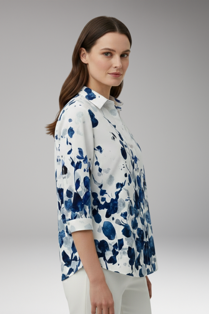 Women’s Blouse with Floral Pattern and Button-Up Front