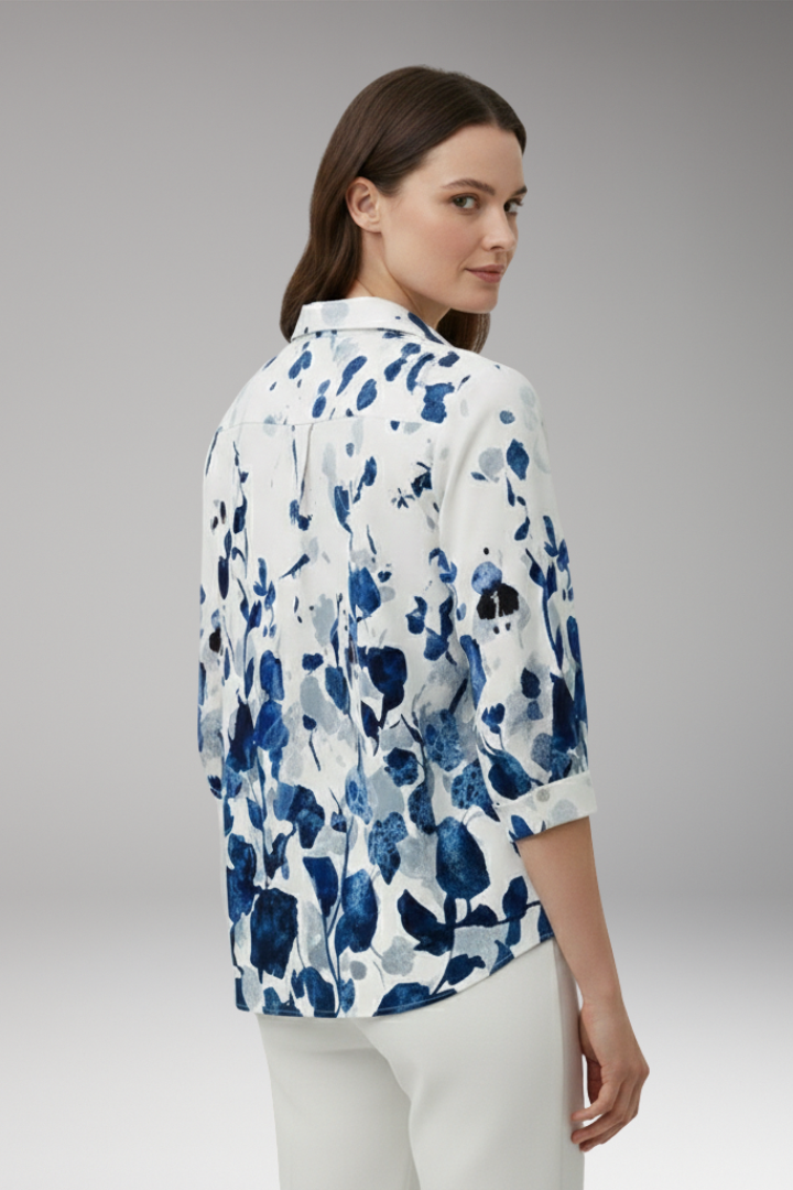 Women’s Blouse with Floral Pattern and Button-Up Front