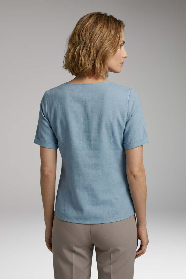 Women’s Blouse with Round Neckline and Side Buttons
