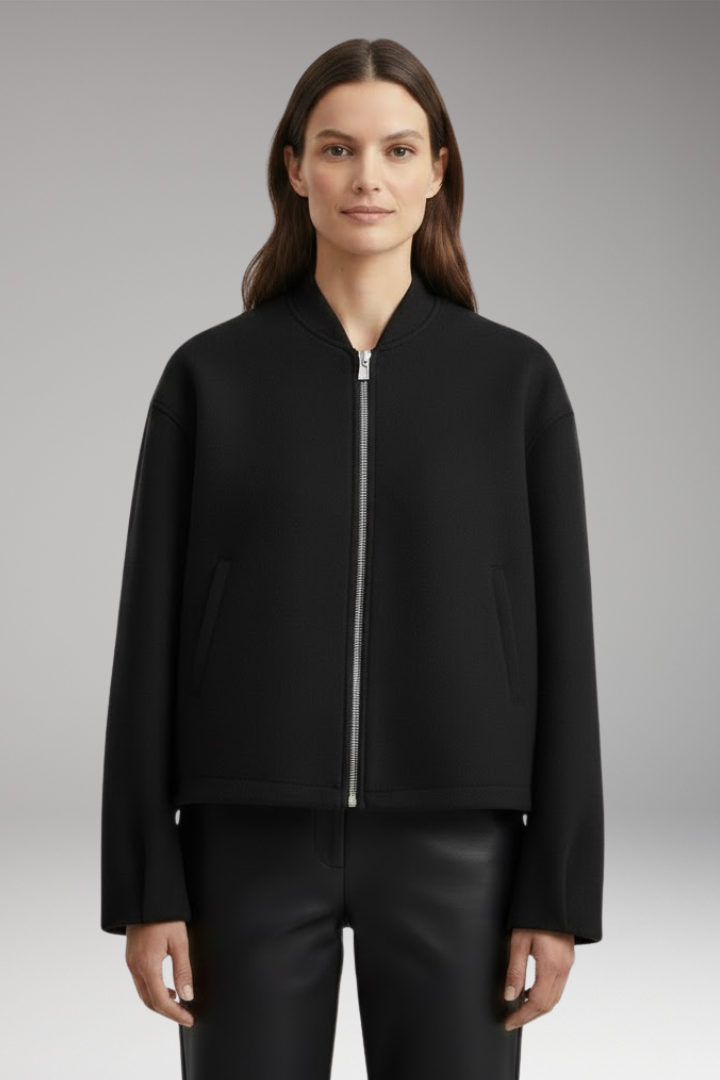 Women’s Bomber Jacket with Practical Pockets and Elegant Cut