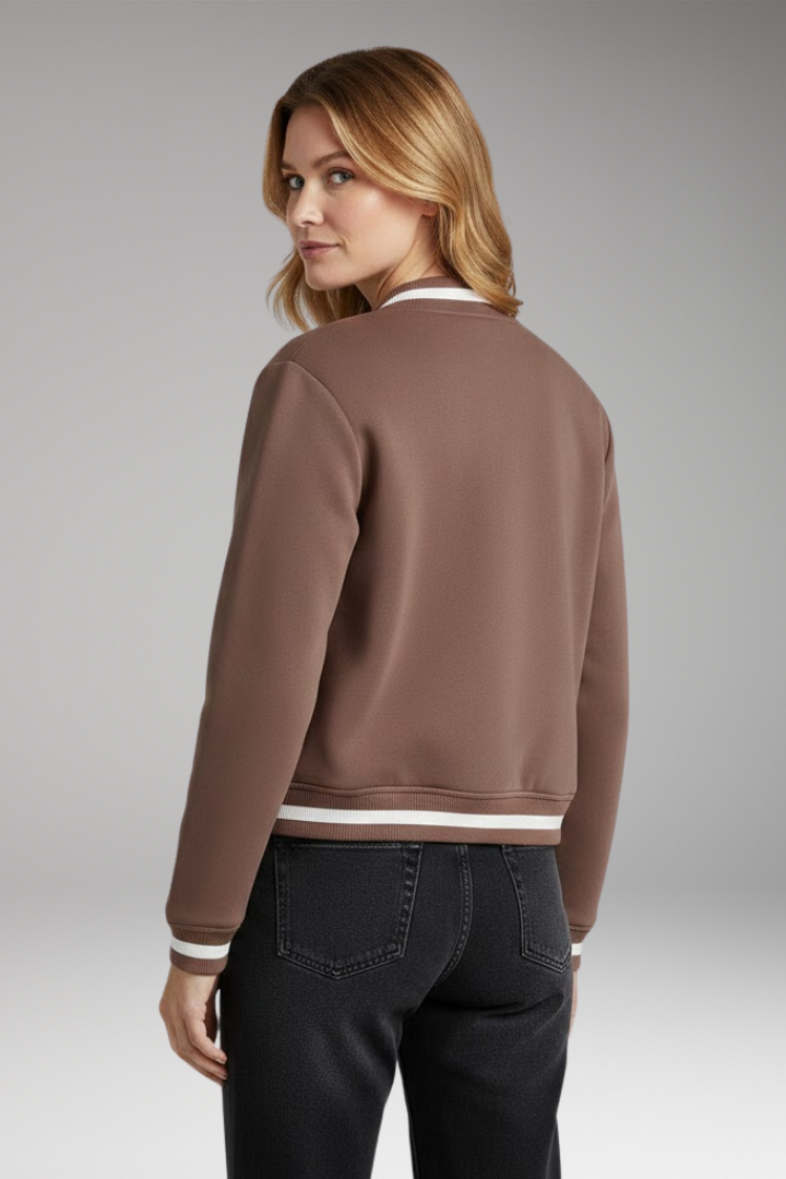 Women’s Bomber Jacket with Practical Pockets and Trendy Cut