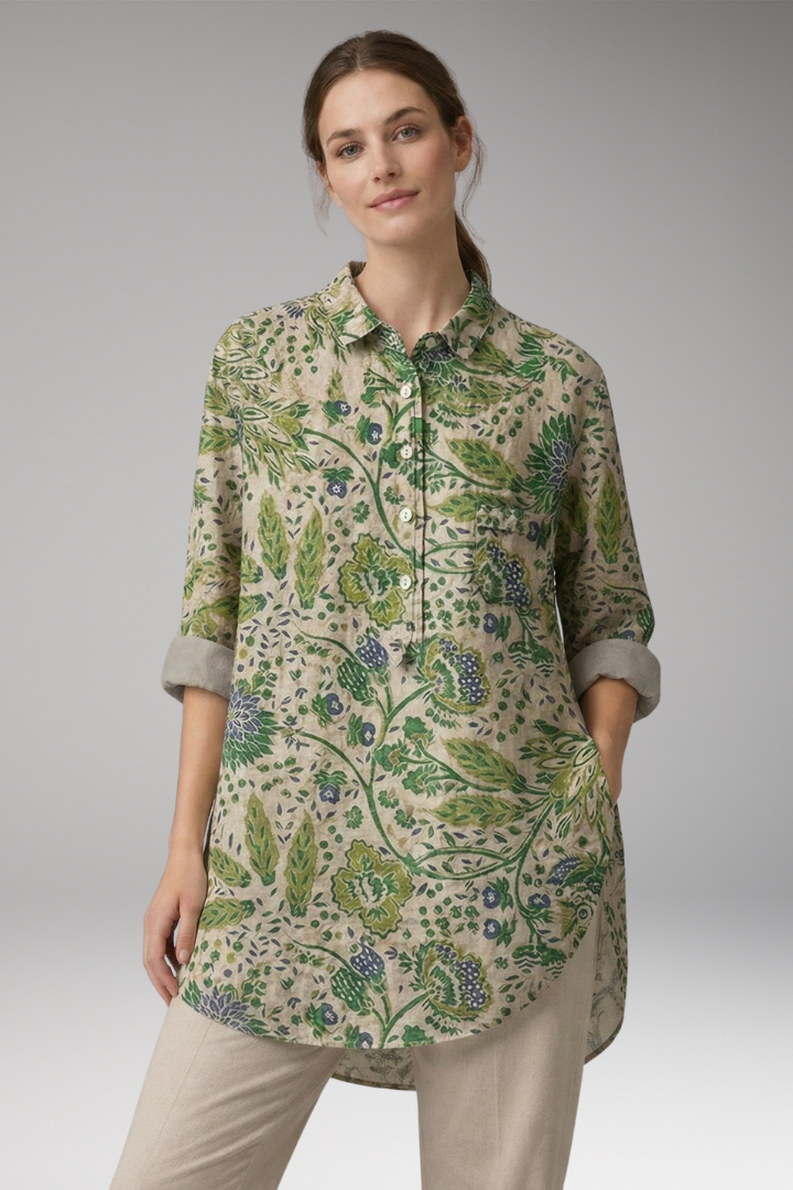 Women’s Button-Down Shirt with Floral Print and Rolled Sleeves