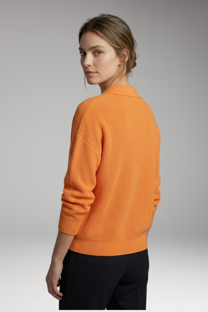 Women’s Cardigan with Lapel Collar and Button Closure