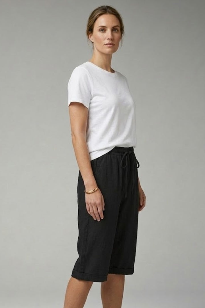 Women's Casual Shorts with Drawstring Waistband and Rolled-up Hem