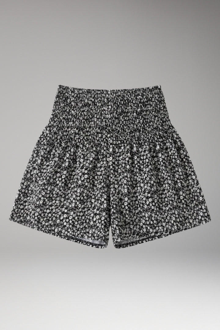 Women's Casual Shorts with Smocked Waistband and Floral Print