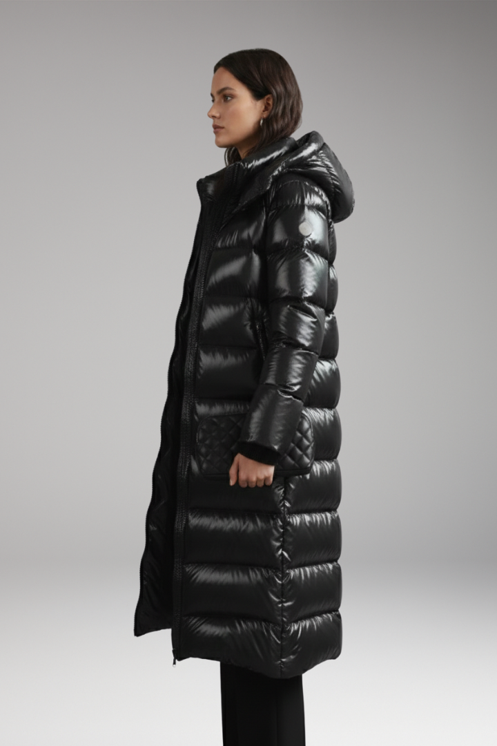 Women’s Coat with Hood and Full Zip