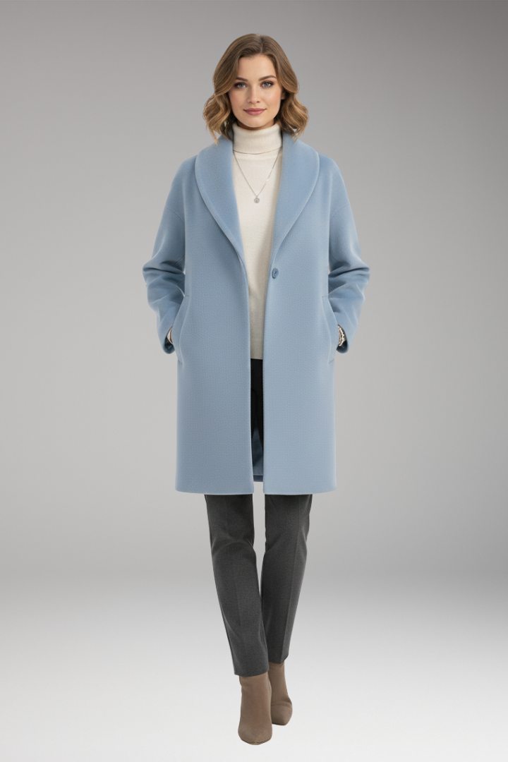 Women’s Coat with Wide Collar and Long Sleeves