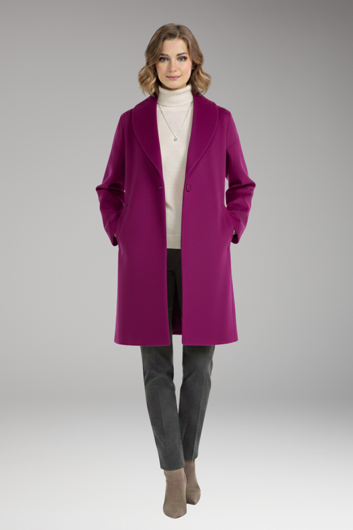 Women’s Coat with Wide Collar and Long Sleeves
