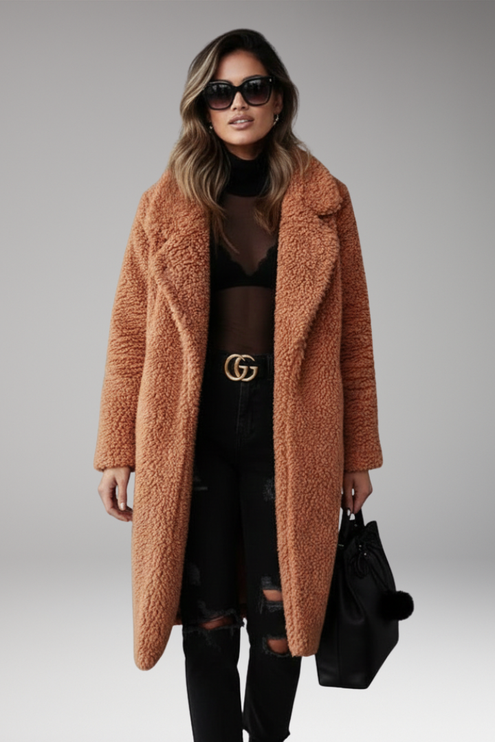 Women’s Coat with Wide Collar and Straight Sleeves