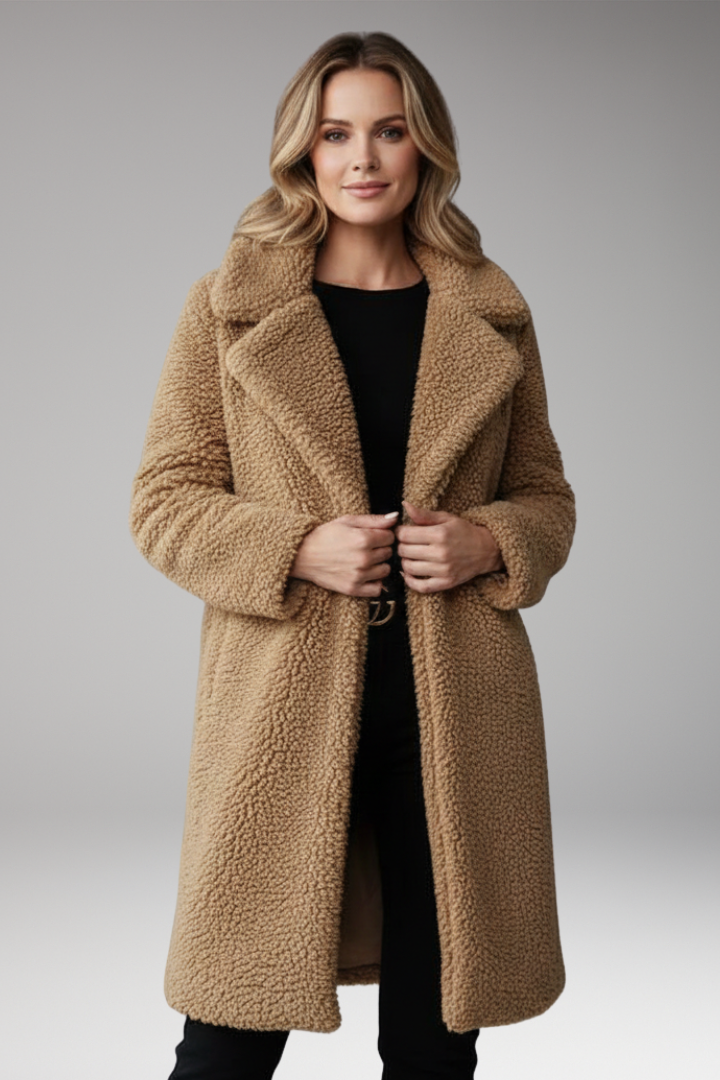 Women’s Coat with Wide Collar and Straight Sleeves