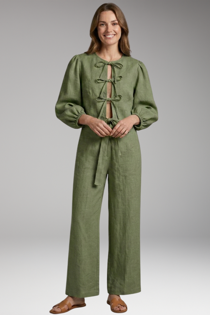 Women’s Cropped Top with Tie-Front and Long Sleeves