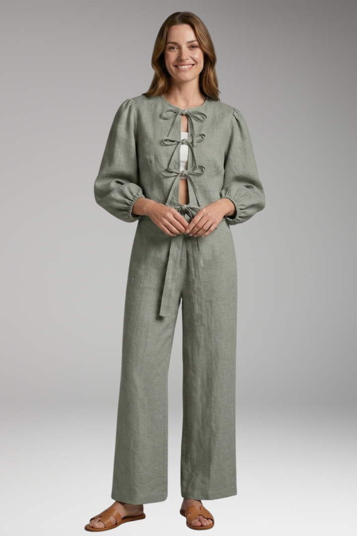 Women’s Cropped Top with Tie-Front and Long Sleeves