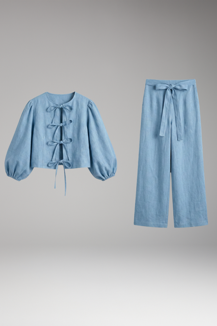 Women’s Cropped Top with Tie-Front and Long Sleeves