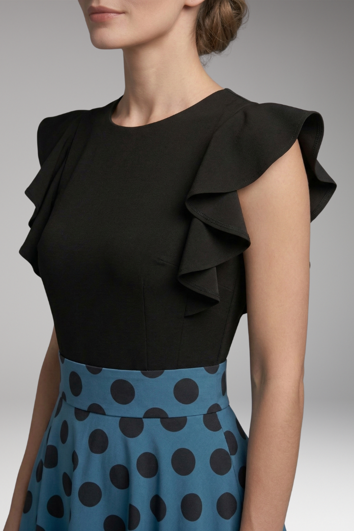 Women’s Dress with Fitted Bodice and Flared Skirt
