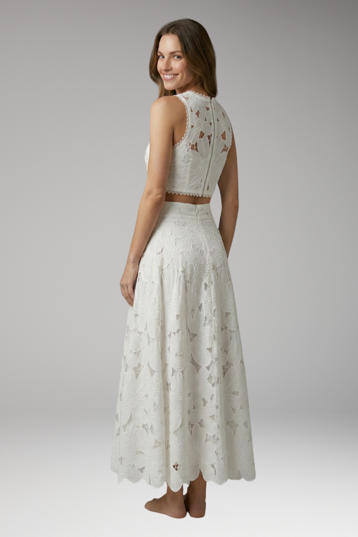 Women's Dress with Floral Pattern Crop Top and Maxi Skirt