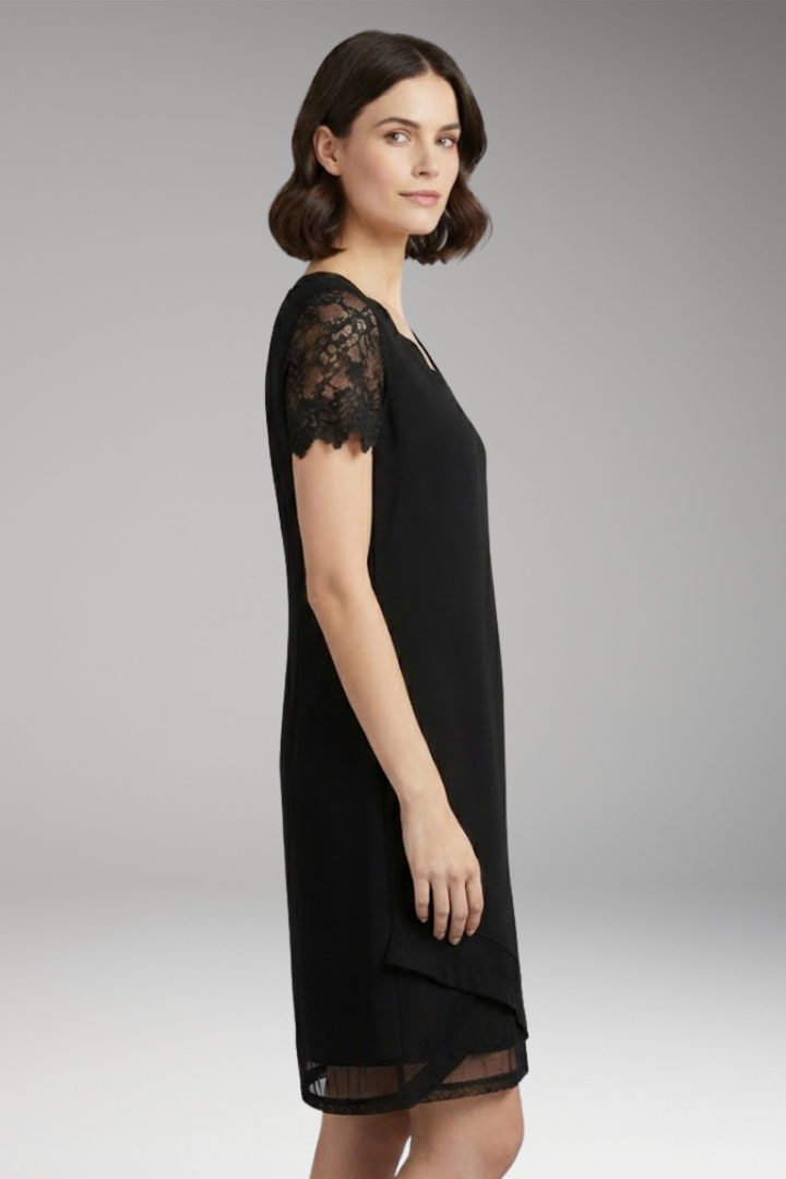 Women's Dress with Intricate Details and Timeless Style