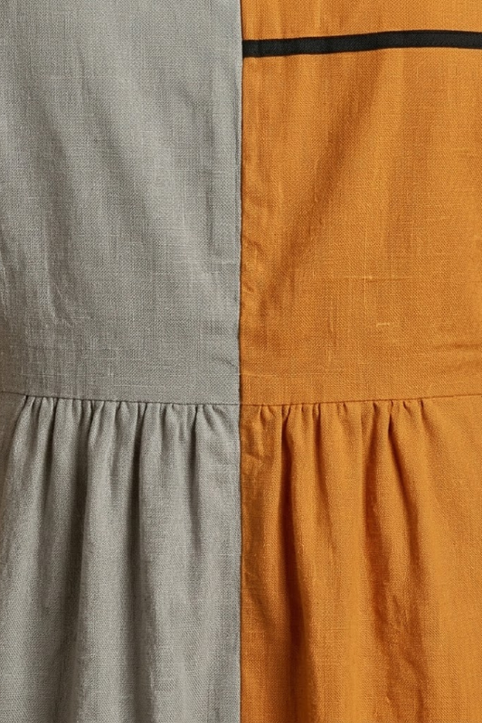Women's Dress with Linen Blend and Sleeveless Design
