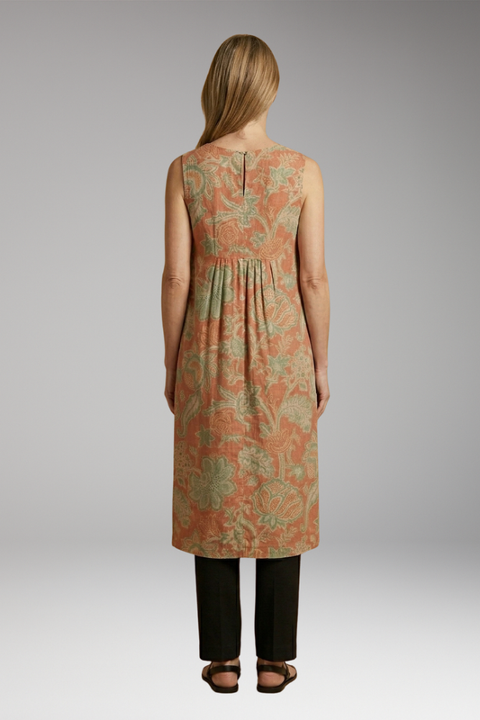 Women's Dress with Linen Blend and Sleeveless Design