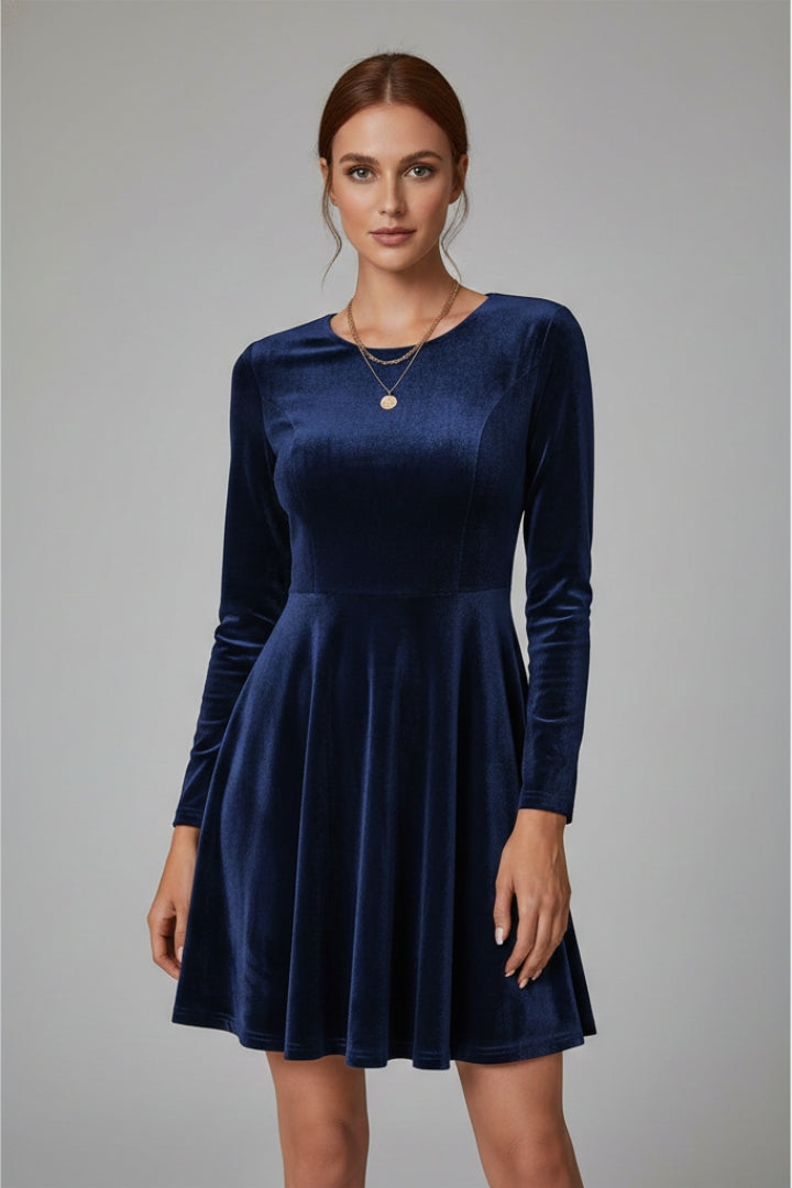 Women's Dress with Long Sleeves and Round Neckline