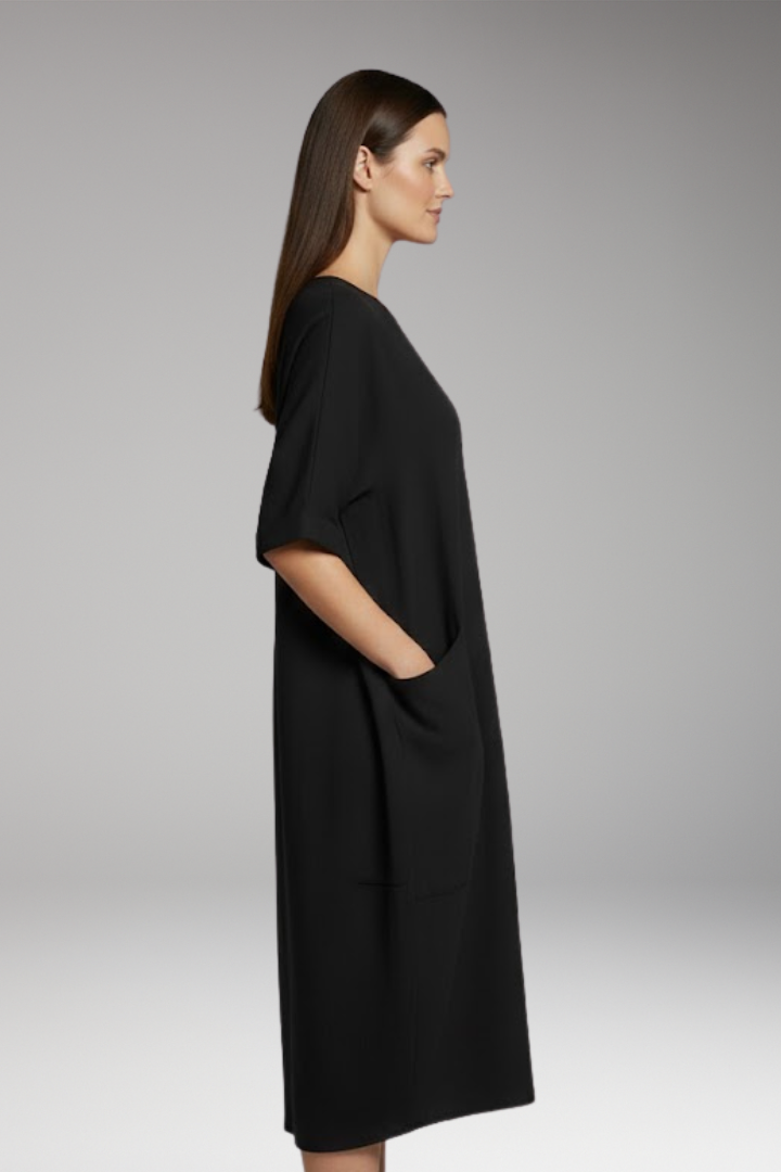 Women's Dress with Round Neckline and Short Sleeves