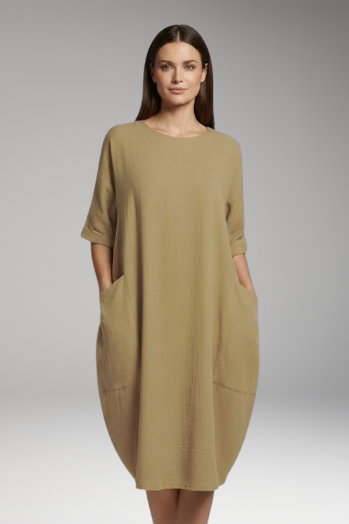 Women's Dress with Round Neckline and Short Sleeves