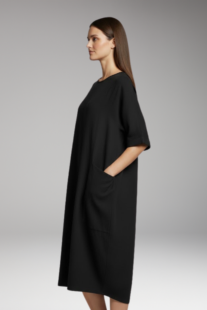 Women's Dress with Round Neckline and Short Sleeves