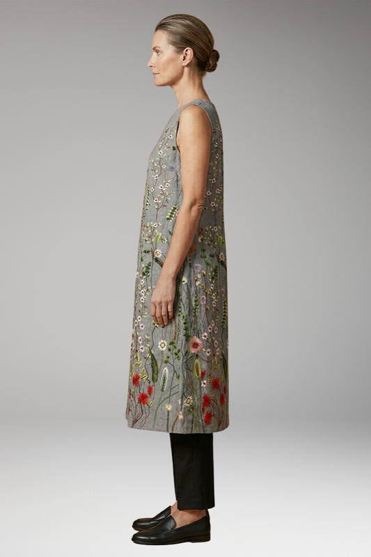 Women's Dress with Sleeveless Design and Linen Blend