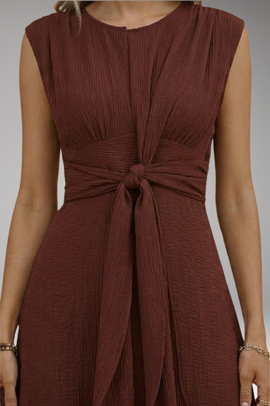 Women's Elegant Sleeveless Maxi Dress with Round Neck