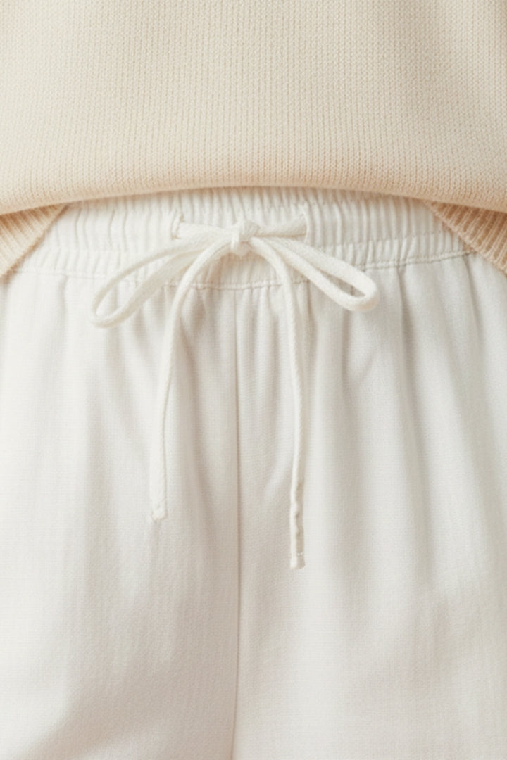 Women’s High-Waisted Wide-Leg Trousers with Tiered Detailing