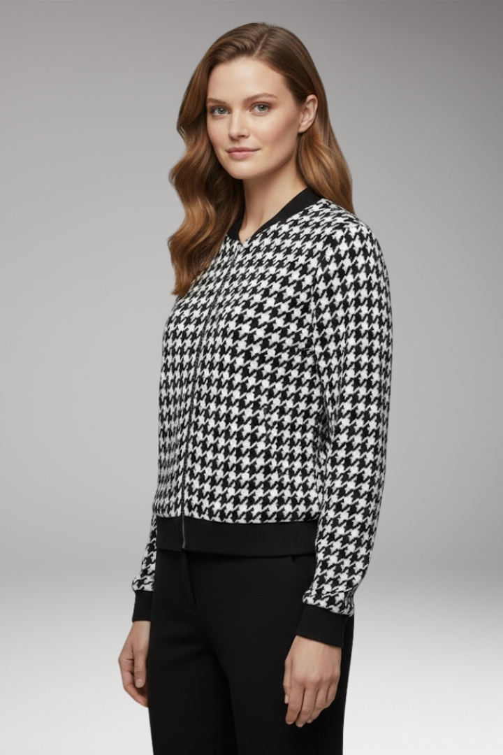 Women’s Jacket with Check Surface and Front Closure