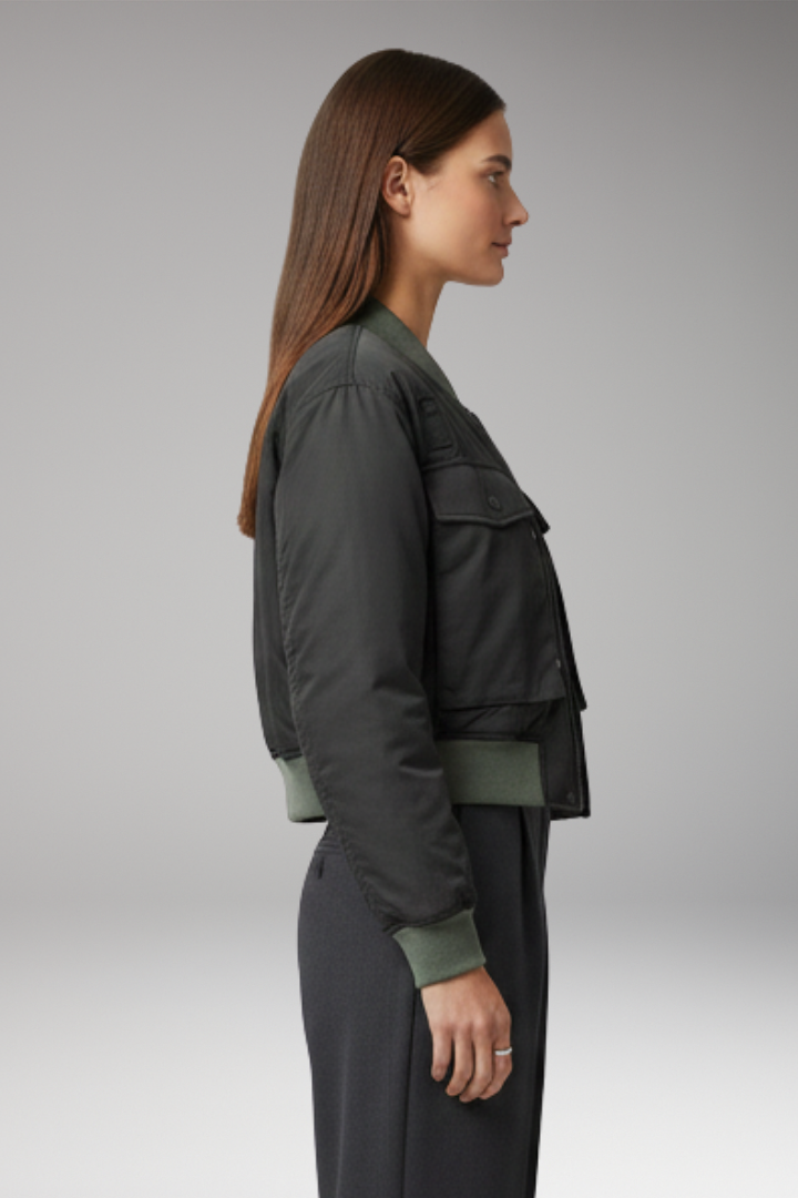 Women’s Jacket with Front Closure and Long Sleeves
