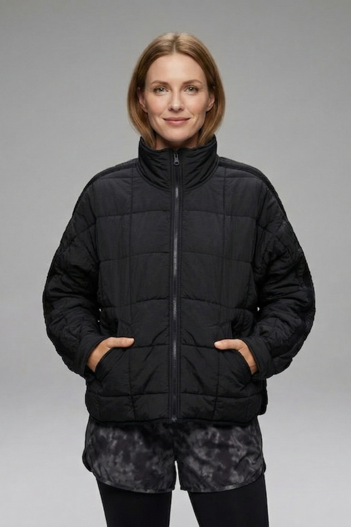 Women’s Jacket with Zip Fastening and Quilted Surface