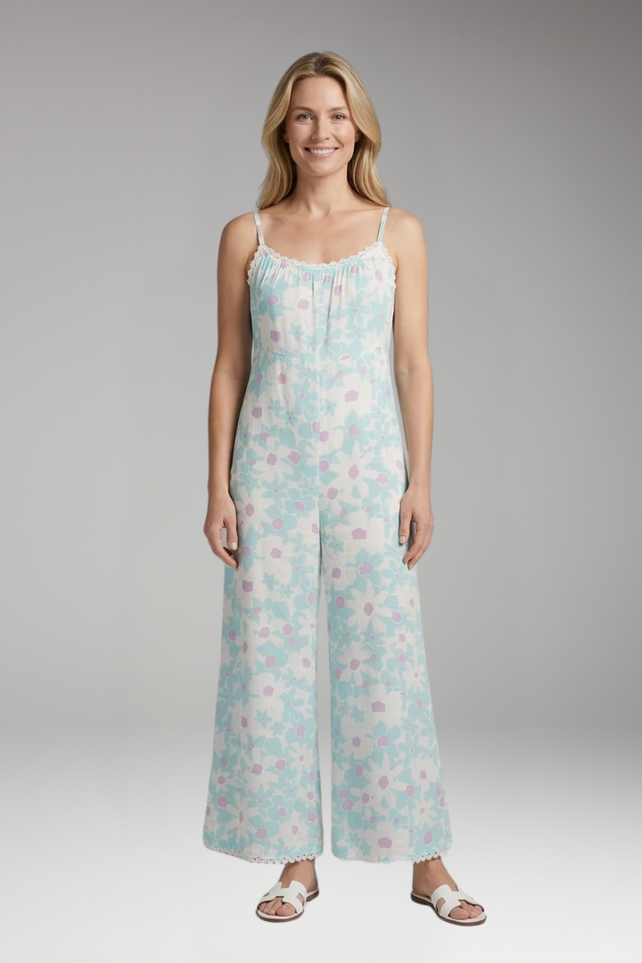 Women's Jumpsuit with Shoulder Straps and Wide Legs