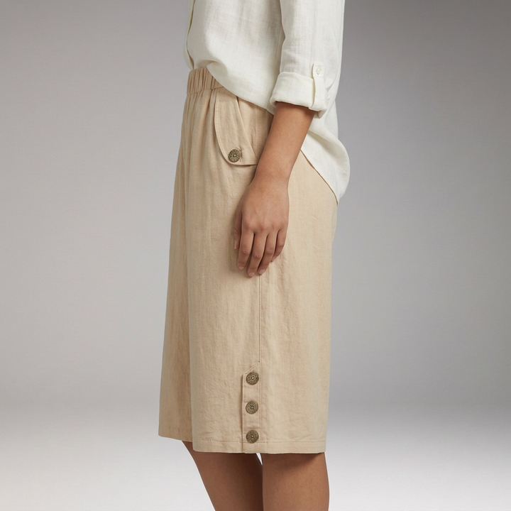 Women's Knee-Length Bermuda Shorts with Elastic Waist and Button Details