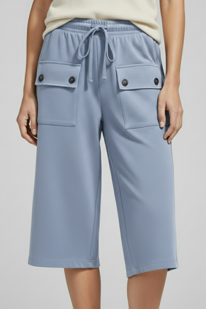Women's Knee Length Shorts with Drawstring and Pockets