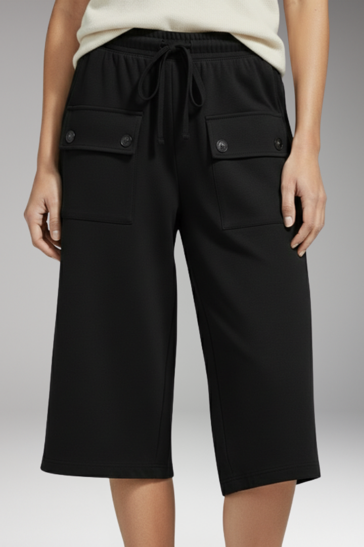 Women's Knee Length Shorts with Drawstring and Pockets