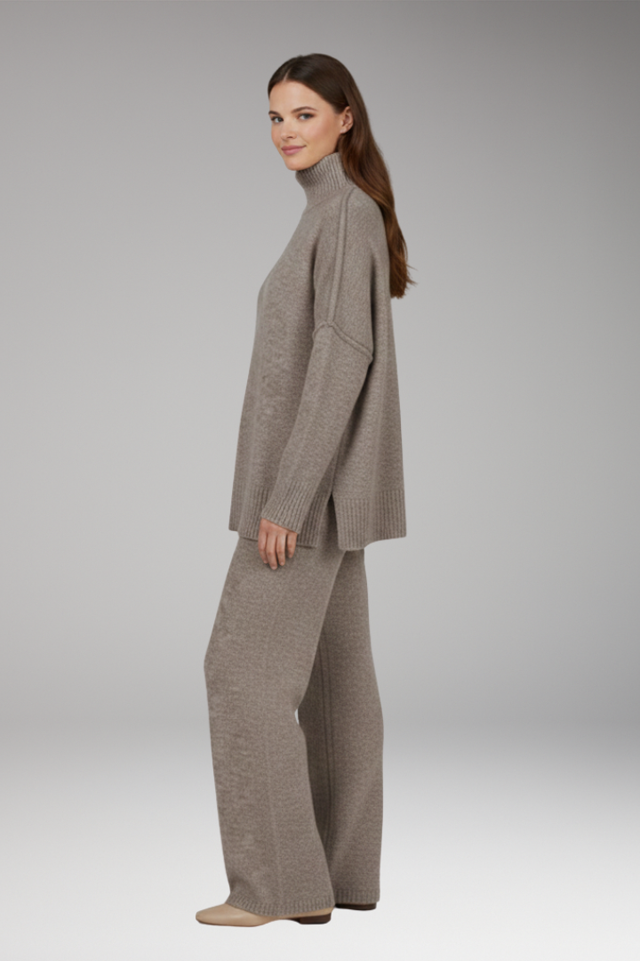 Women’s Knit Set with Turtleneck and Wide-Leg Trousers