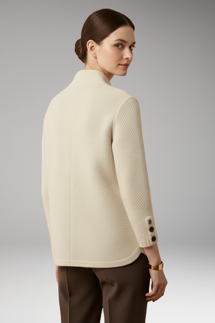 Women’s Knitted Jacket with Buttons and Front Pockets