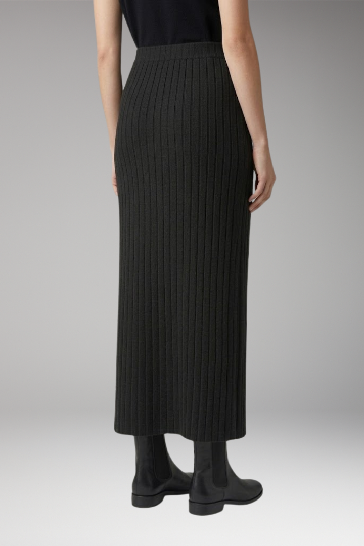 Women’s Knitted Maxi Skirt with Ribbed Texture and Side Slit