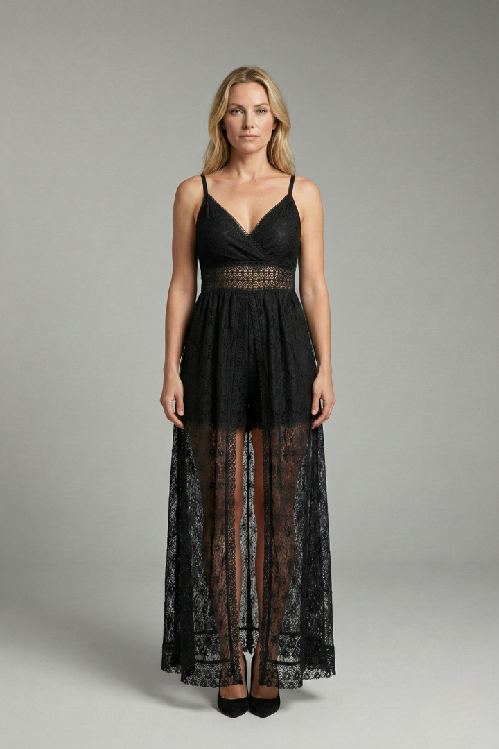 Women's Lace Jumpsuit with Elegant Design and Tailored Fit