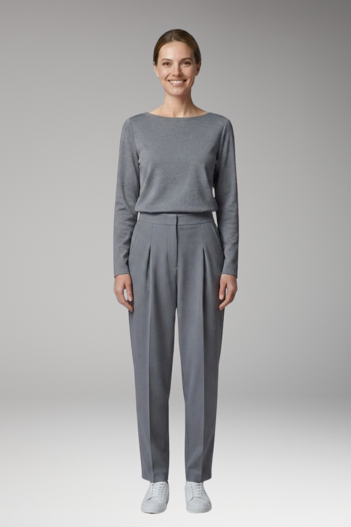 Women's Loungewear Set with Long Sleeves and Relaxed Fit