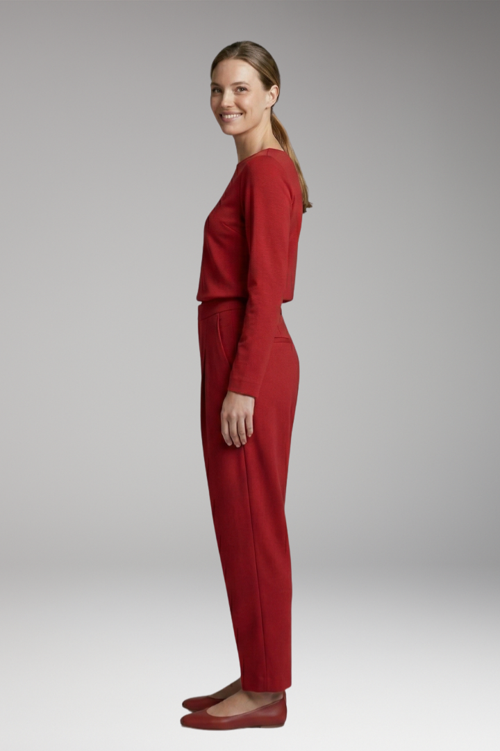 Women's Loungewear Set with Long Sleeves and Relaxed Fit