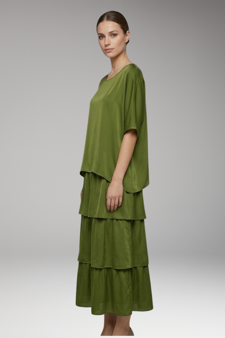 Women’s Maxi Dress with Round Neck and Smocked Sleeves