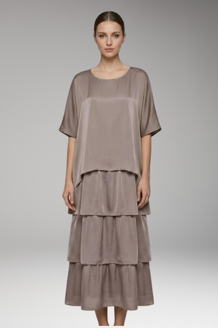 Women’s Maxi Dress with Round Neck and Smocked Sleeves