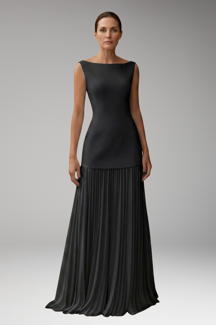 Women's Maxi Dress with Sleeveless Bodice and Pleated Skirt